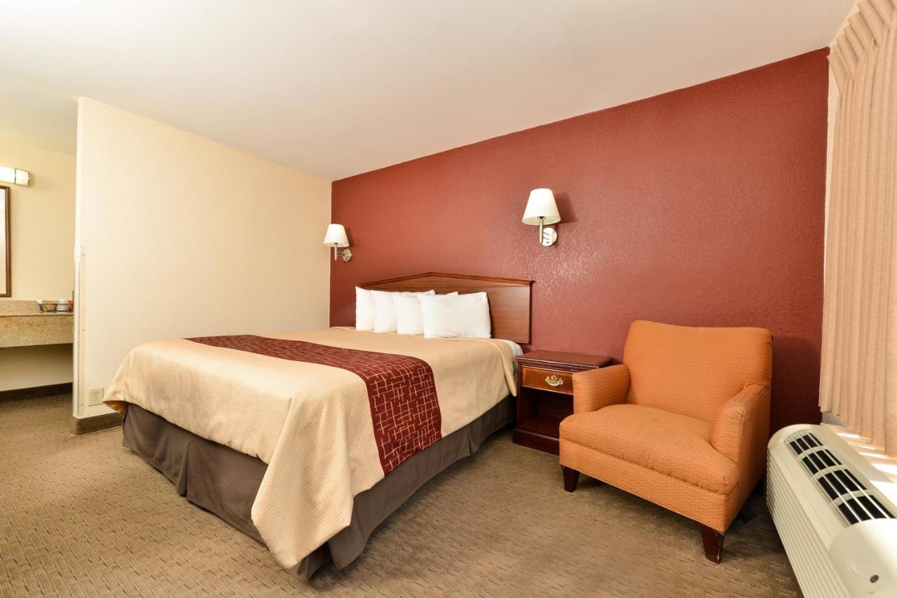 Red Roof Inn דלטון מראה חיצוני תמונה